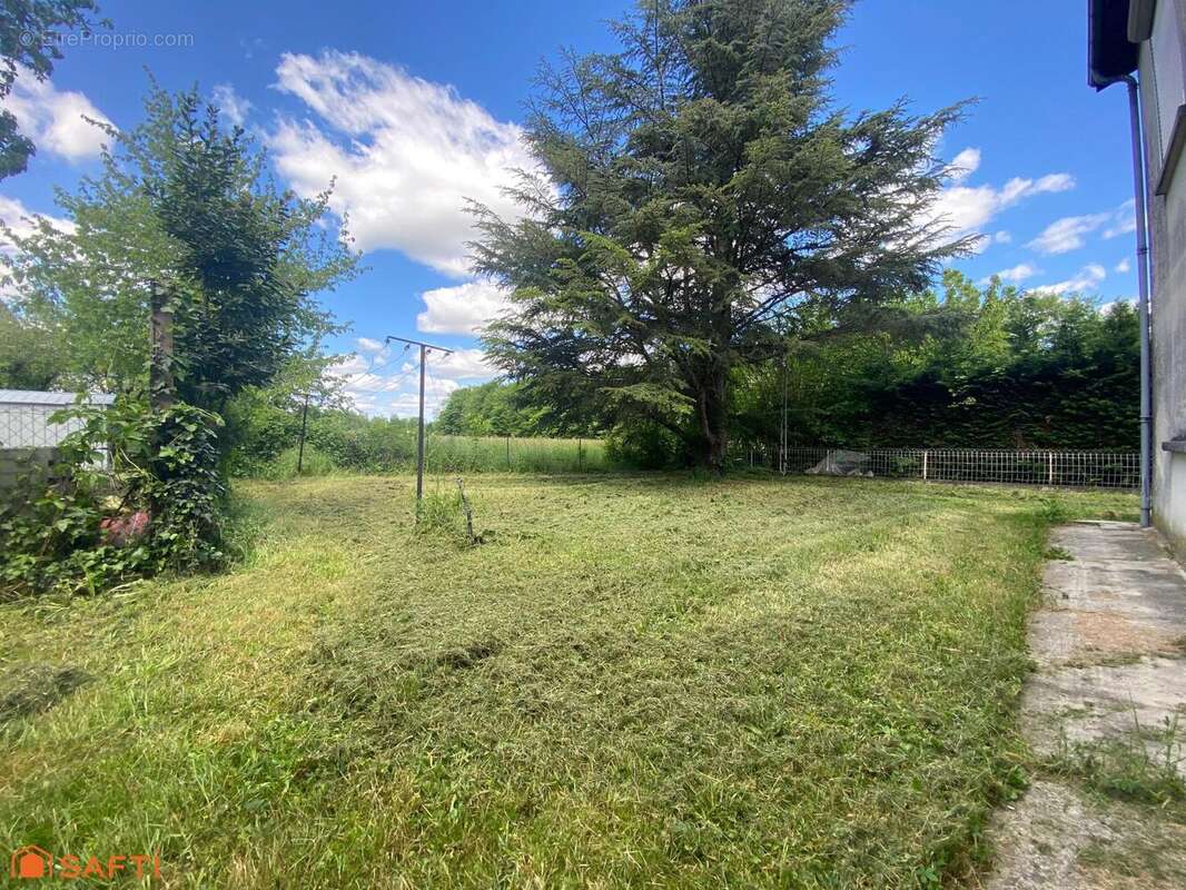 Photo 2 - Maison à PUJOLS