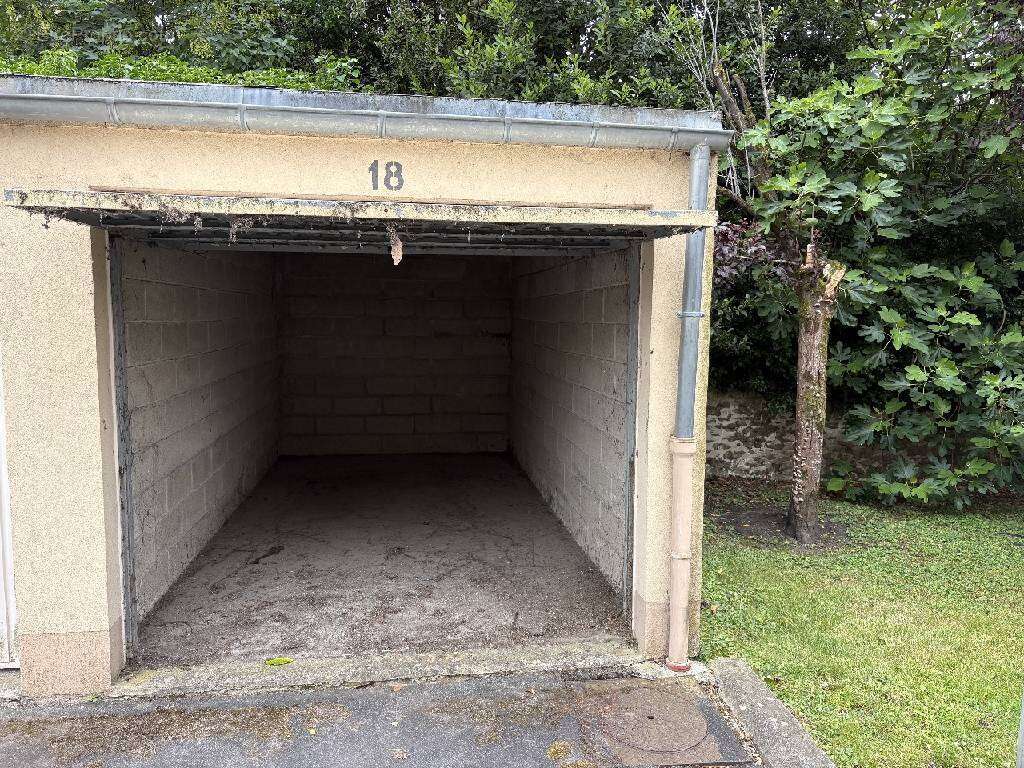 Parking à Corbeil-Essonnes  - photo 2