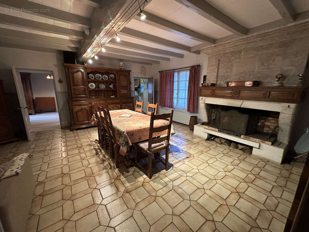 Maison à MEDILLAC