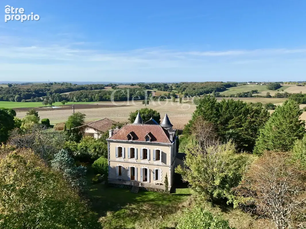 Entre Eymet et Marmande - Château à tourelles du XIXe entièrement restauré, piscine chauffée et 2,7 ha - photo 44