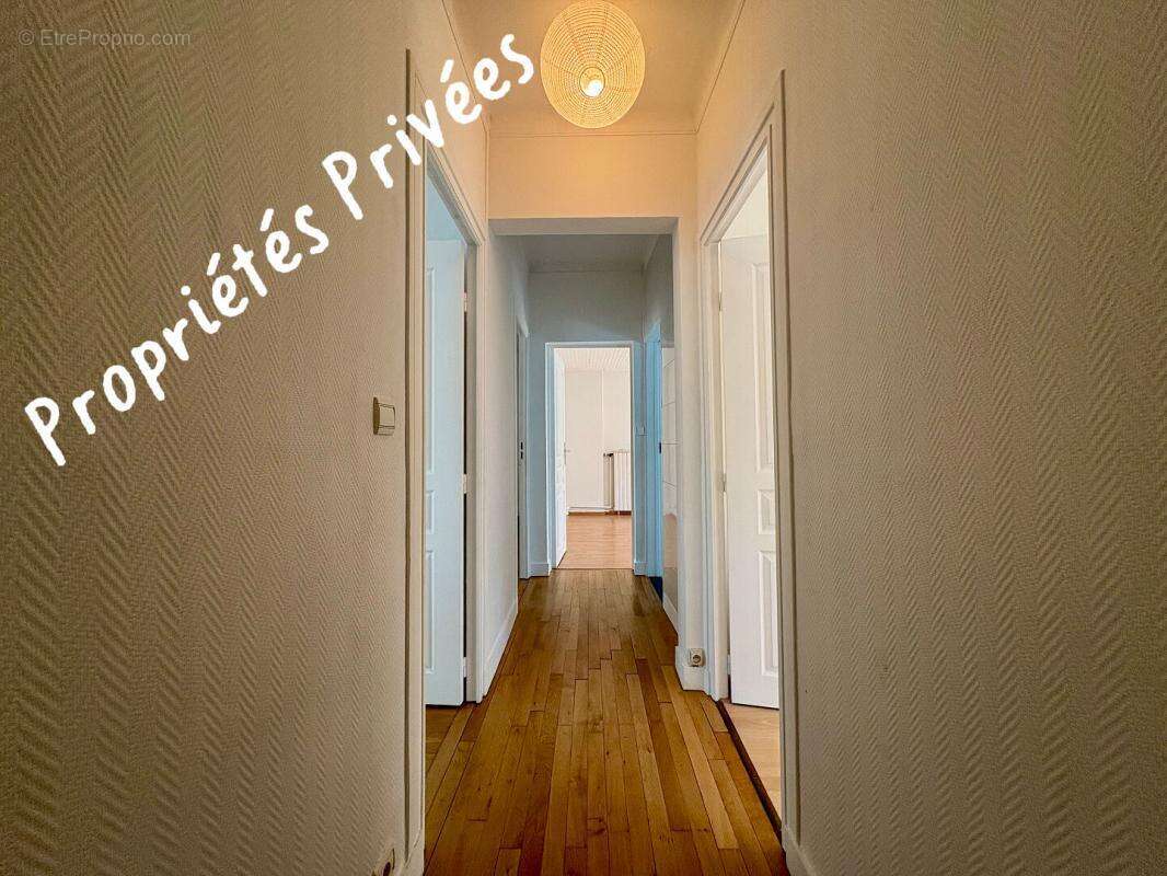 Maison  11 pièce(s) 125483 m2 - photo 11