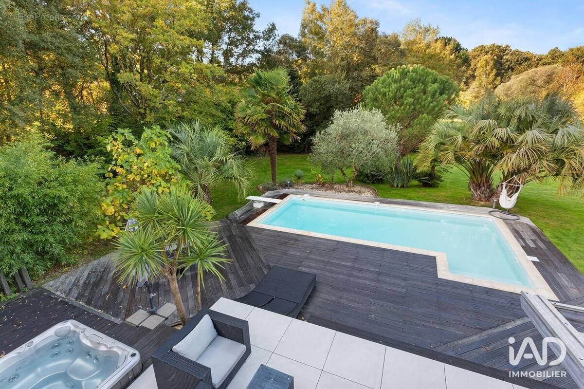 Photo 1 - Maison à VIGNEUX-DE-BRETAGNE