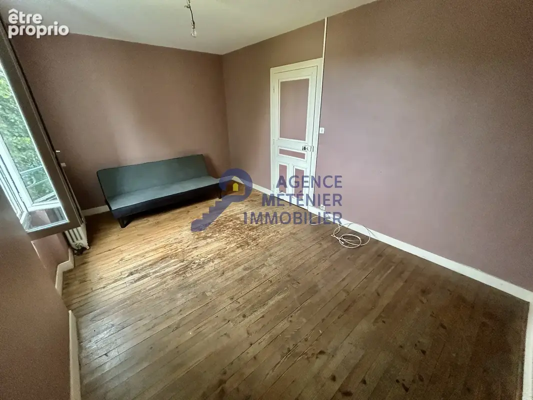 Maison avec 3 chambres, sous-sol, garage et beaux volumes à aménager - photo 20
