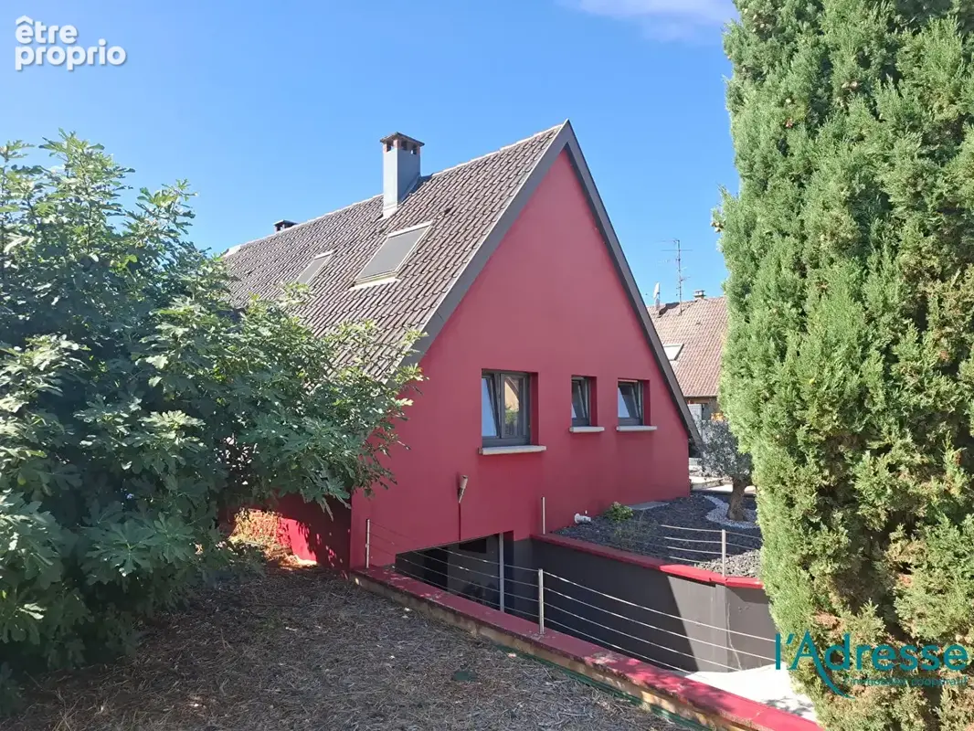 Maison 5 pièces avec piscine - photo 4