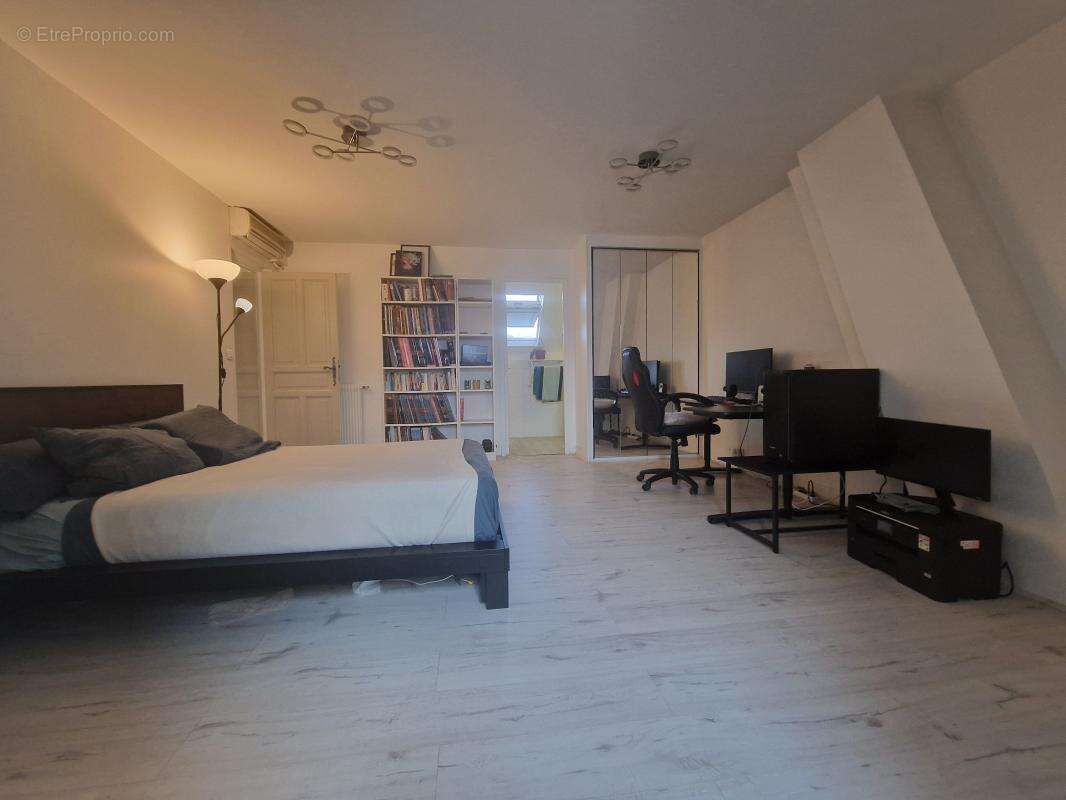 Maison à VAIRES-SUR-MARNE