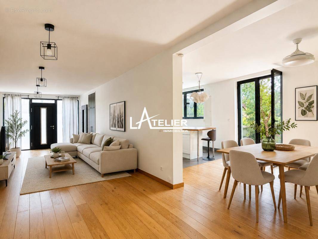 Maison à MAREIL-MARLY
