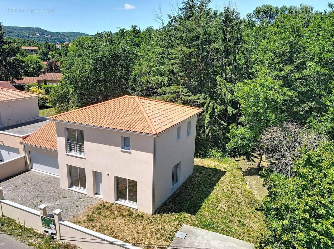 Maison à MARSAT