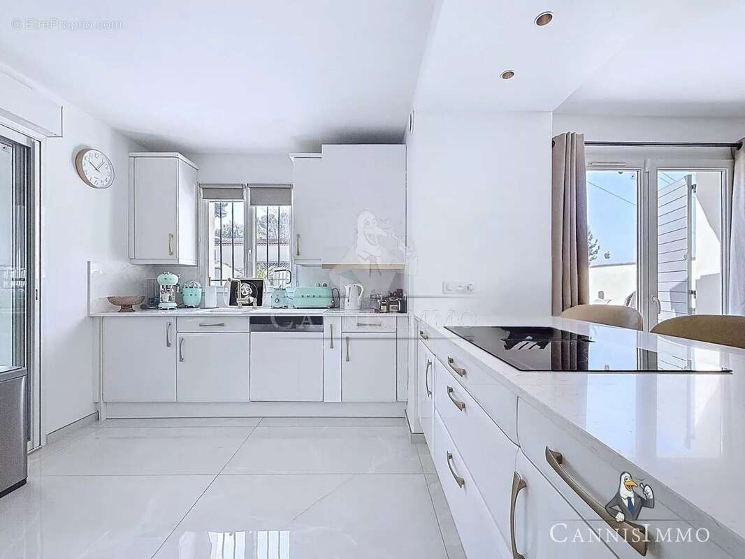 Maison à MOUGINS