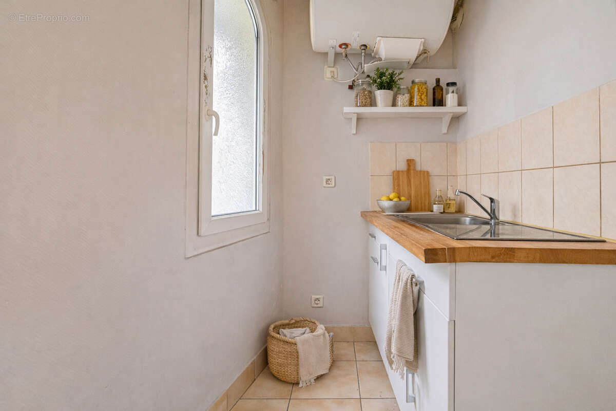 Appartement à PARIS-20E