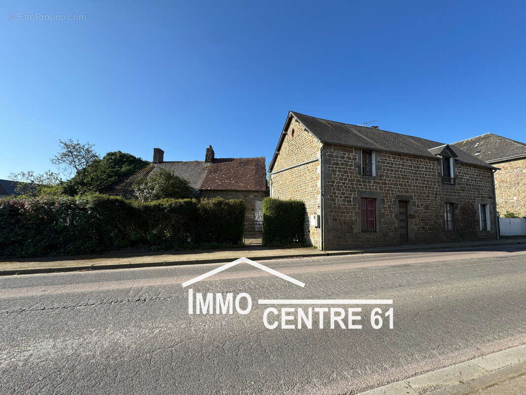 Maison à LA FERTE-MACE