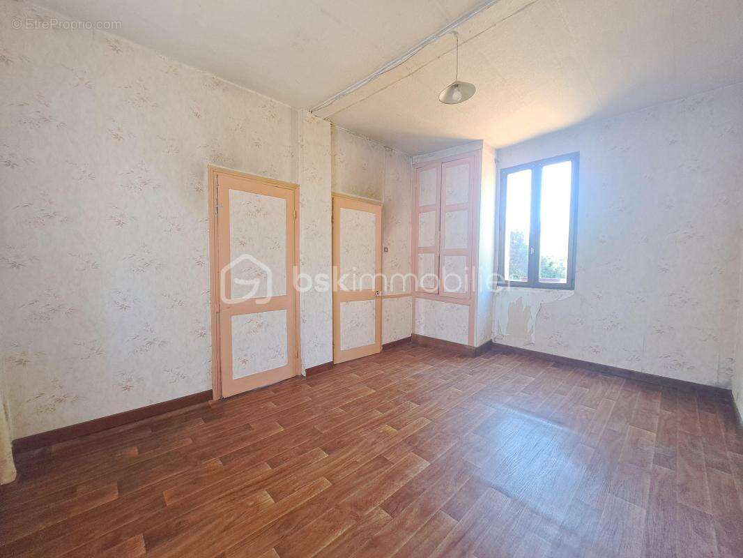 Maison a restaurer avec vie de plain pied a eaucourt-sur-somme - photo 6