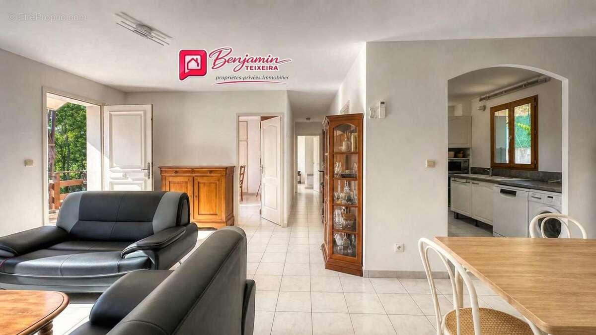 Maison à FREJUS
