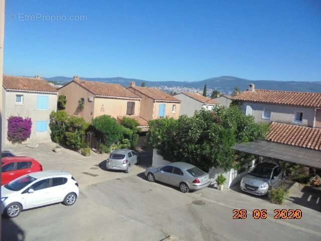 Appartement à MOUANS-SARTOUX