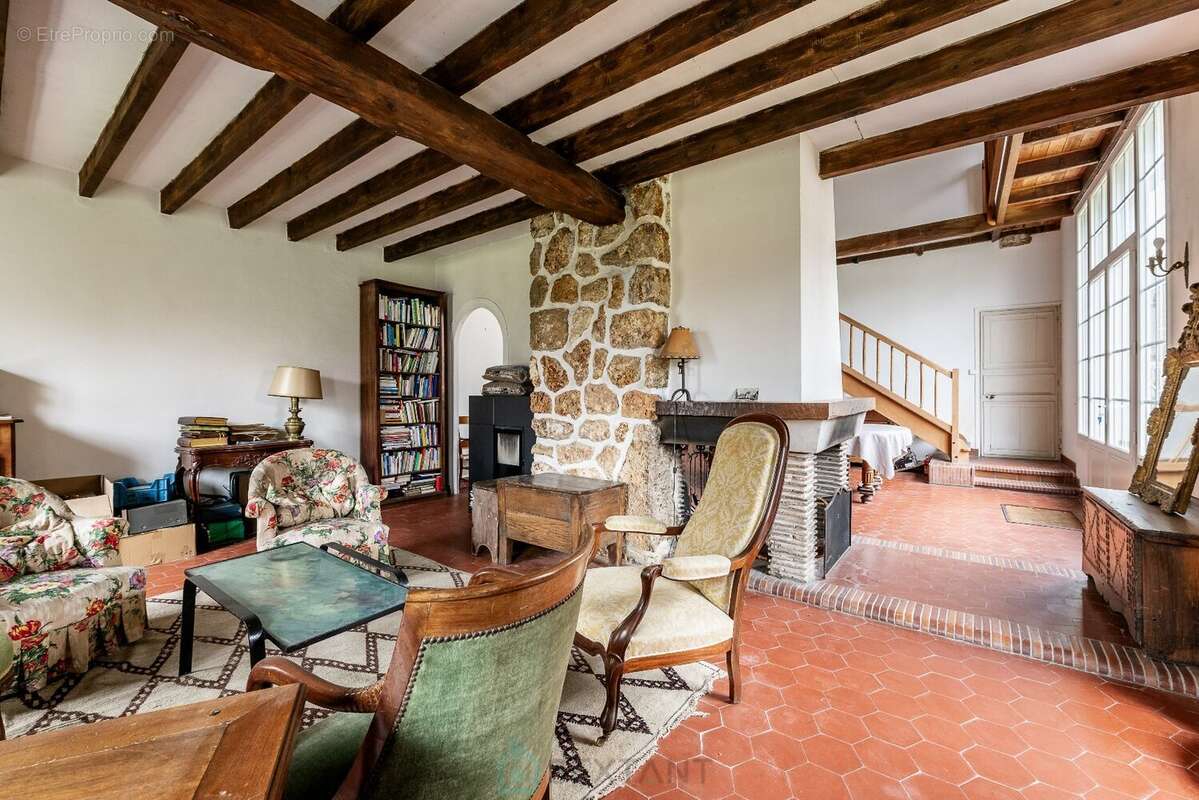 Maison à MAGNY-LES-HAMEAUX