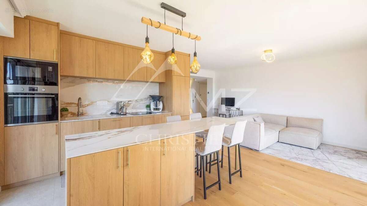 Appartement à LE CANNET