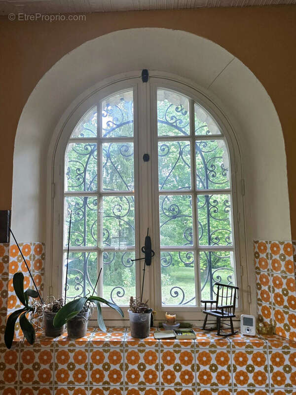 Maison à ROULLET-SAINT-ESTEPHE