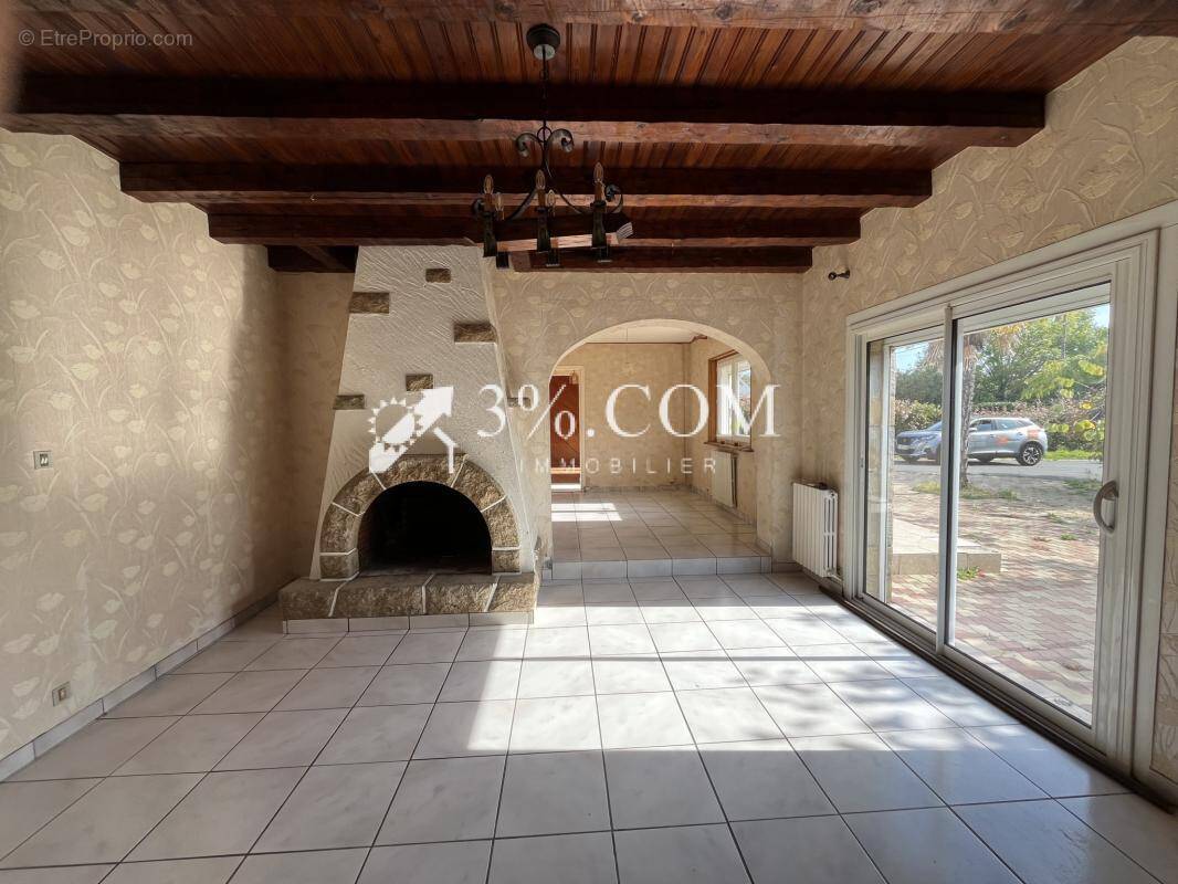 Maison à SAINT-MALO-DE-GUERSAC