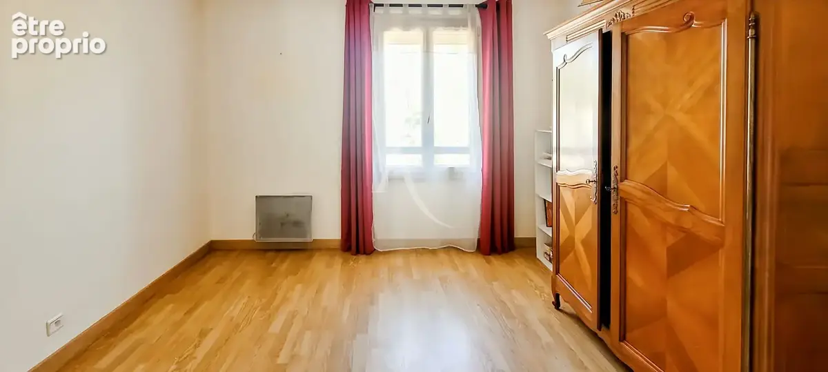 À vendre ! Charmante maison de plain-pied de 100 m² sur un beau terrain de 471 m². - photo 6