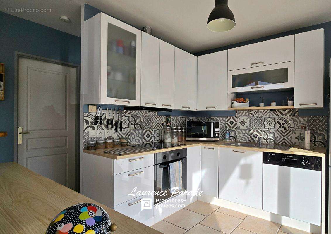 Maison à CAMPS-SUR-L'ISLE