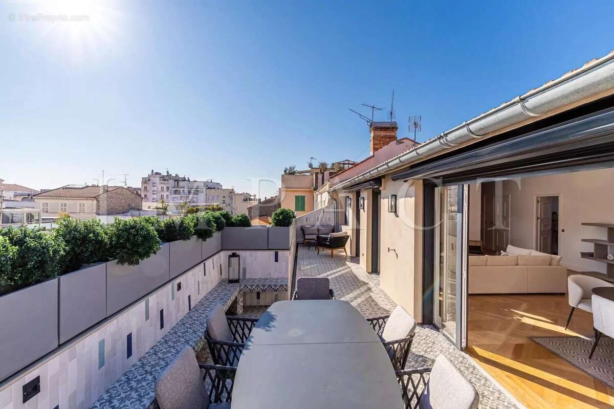 Appartement à CANNES