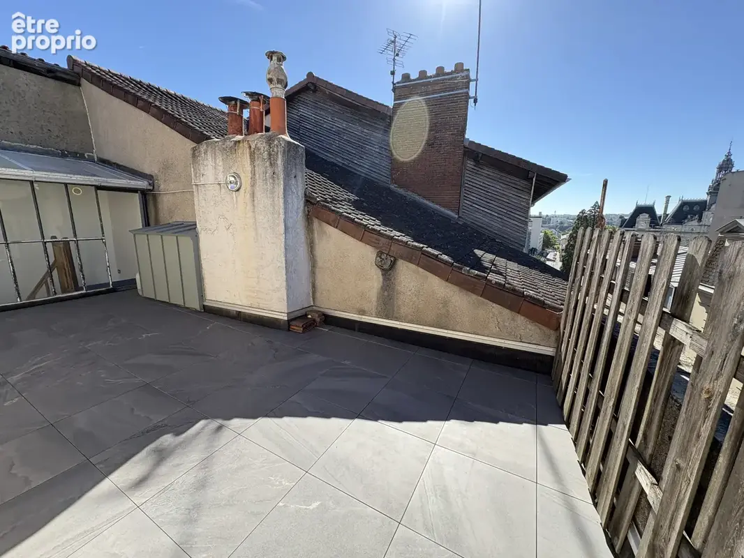 Maison de ville avec terrasse esprit rooftop -  secteur Place des Bancs - photo 5