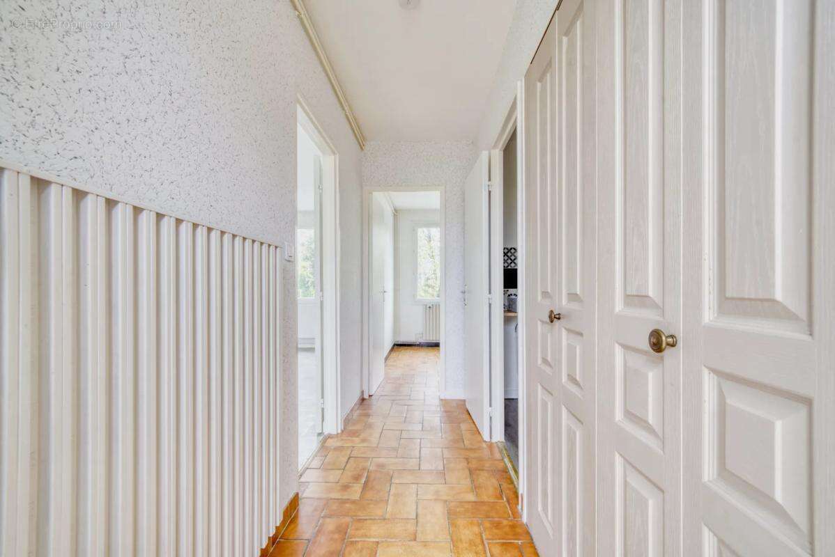 Maison à SAINT-GEORGES-DU-BOIS