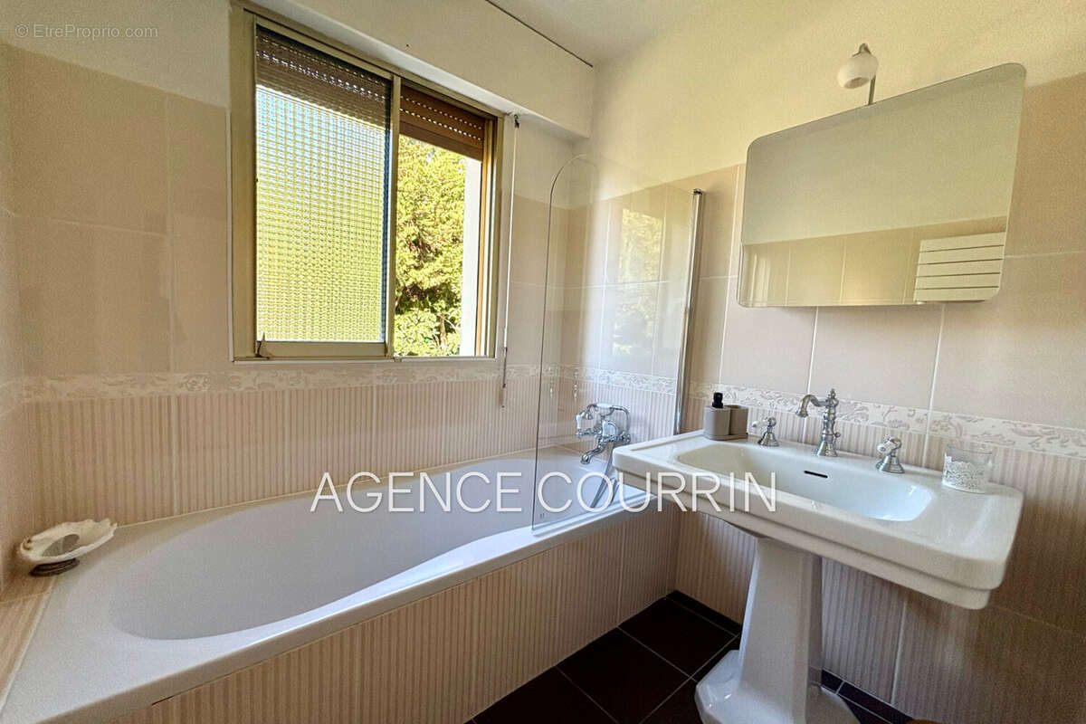 Appartement à GRASSE