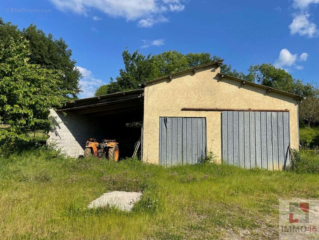 Terrain à ALVIGNAC