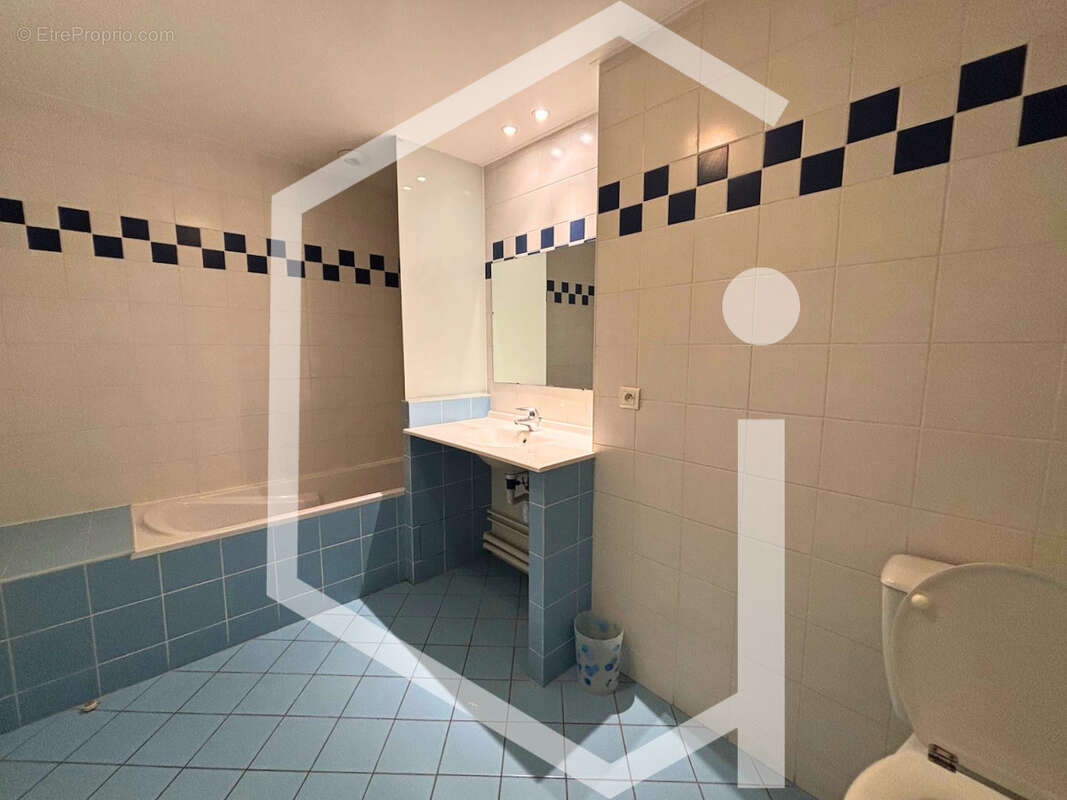 Maison à COSNE-COURS-SUR-LOIRE