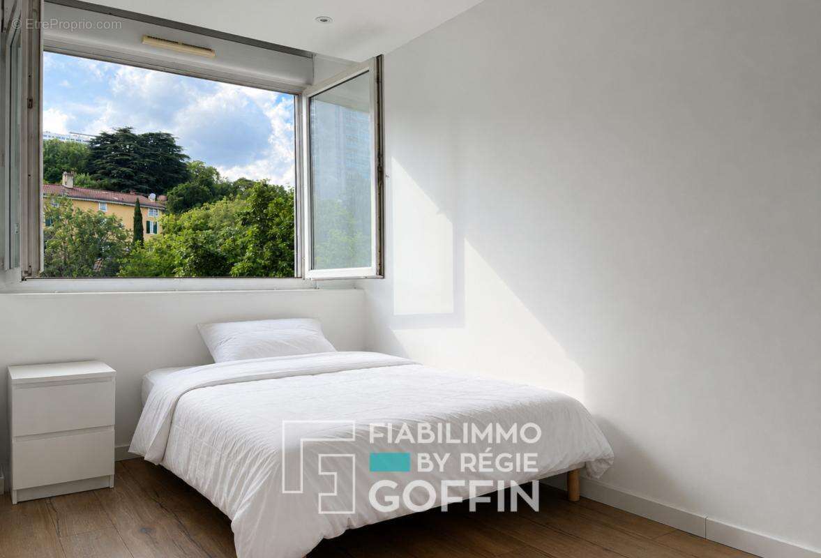 Appartement à LYON-9E