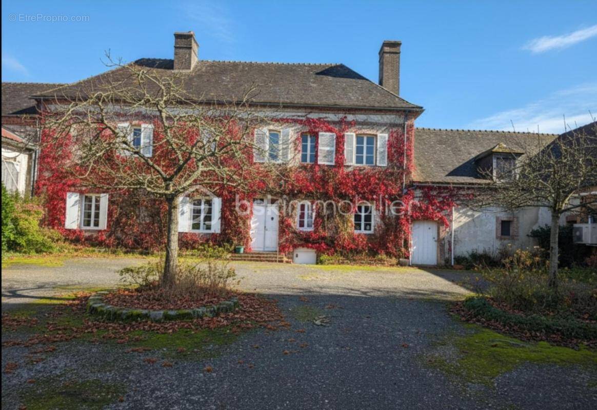 Maison à SAINT-MAURICE-LES-CHARENCEY