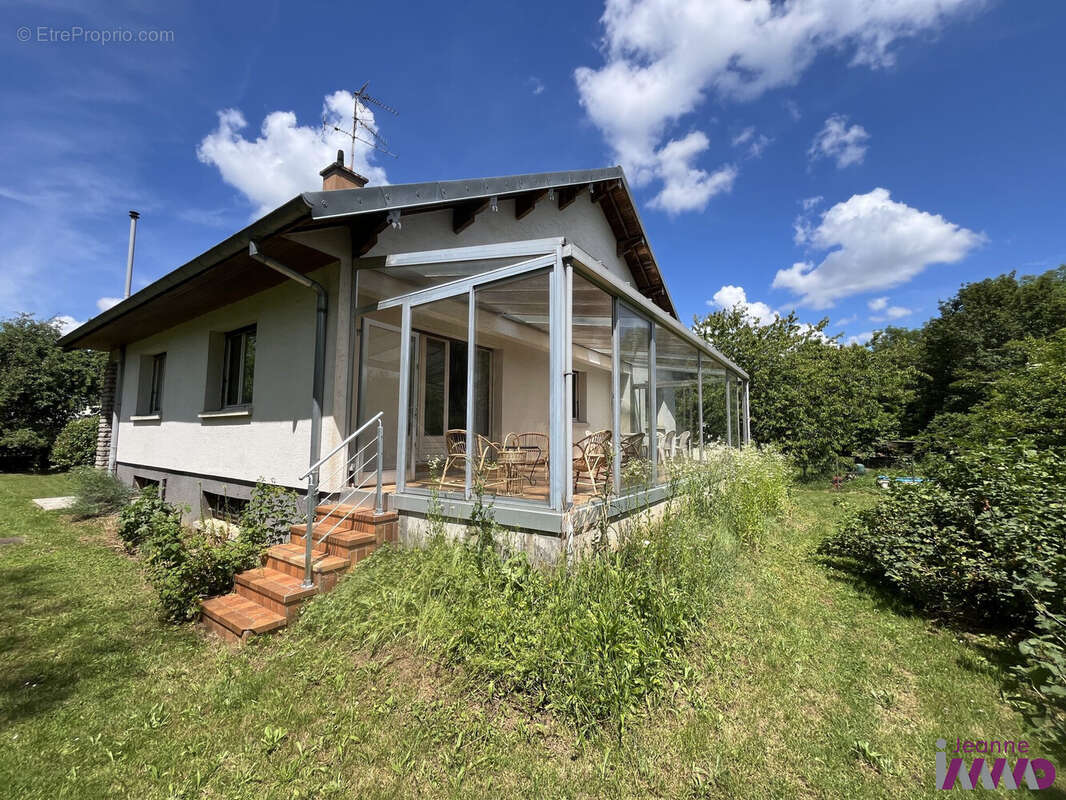 Maison 140 m² à Urcerey  - photo 6