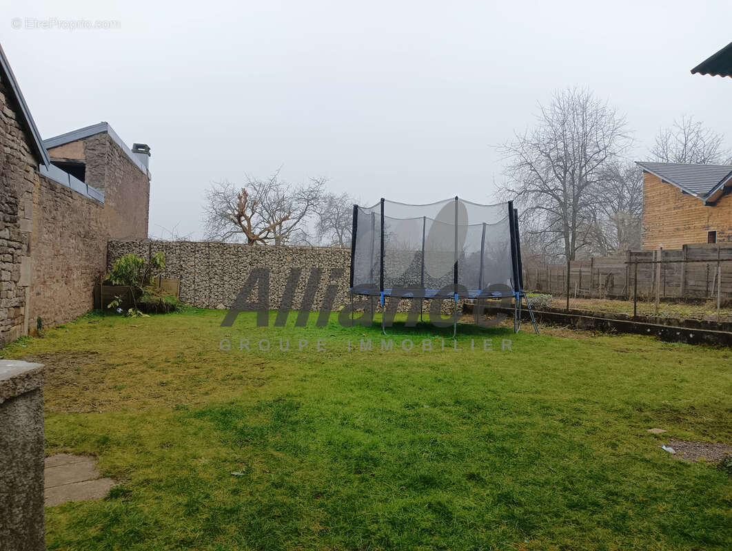 Maison à FROIDECONCHE