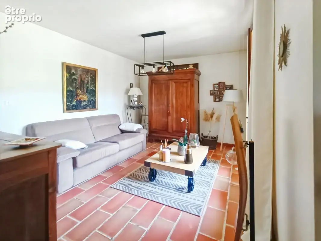 Maison familiale de 210 m² avec piscine, dans un secteur calme ! - photo 6