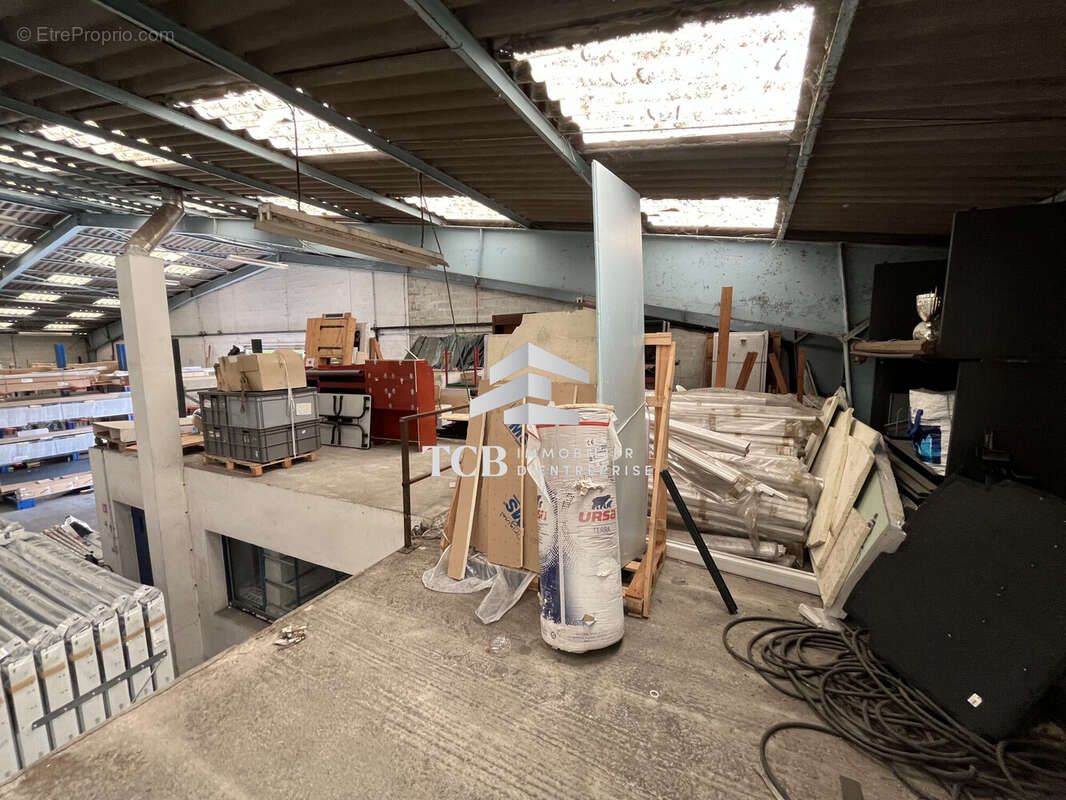 Commerce à TREILLIERES