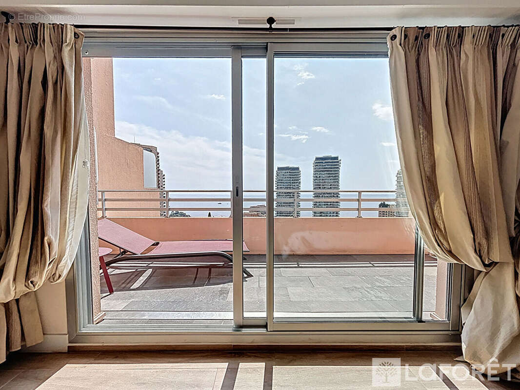 Appartement à BEAUSOLEIL