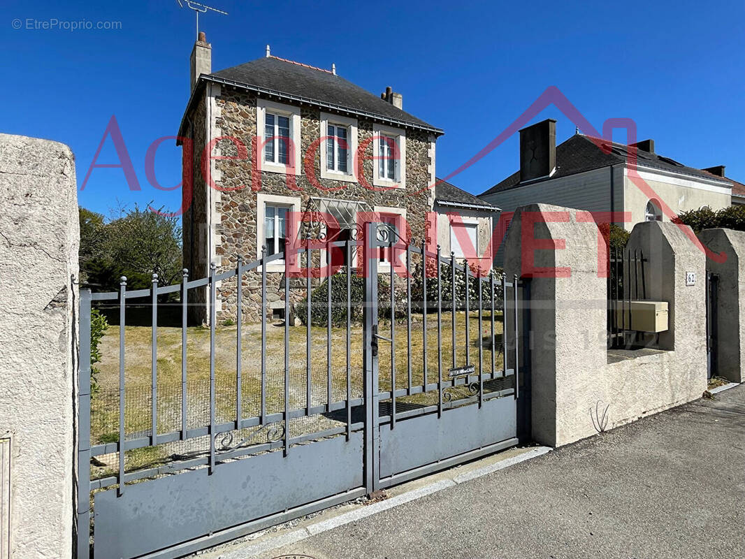 Maison à PONTCHATEAU