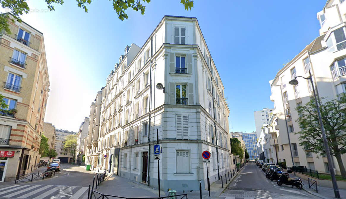 Appartement à PARIS-19E