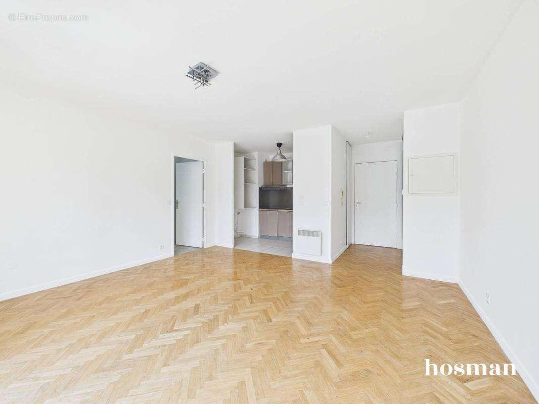 Ravissant 2 pièces 46 m² avec loggia et parking - Rue Saint-Maurice, Nanterre - photo 2