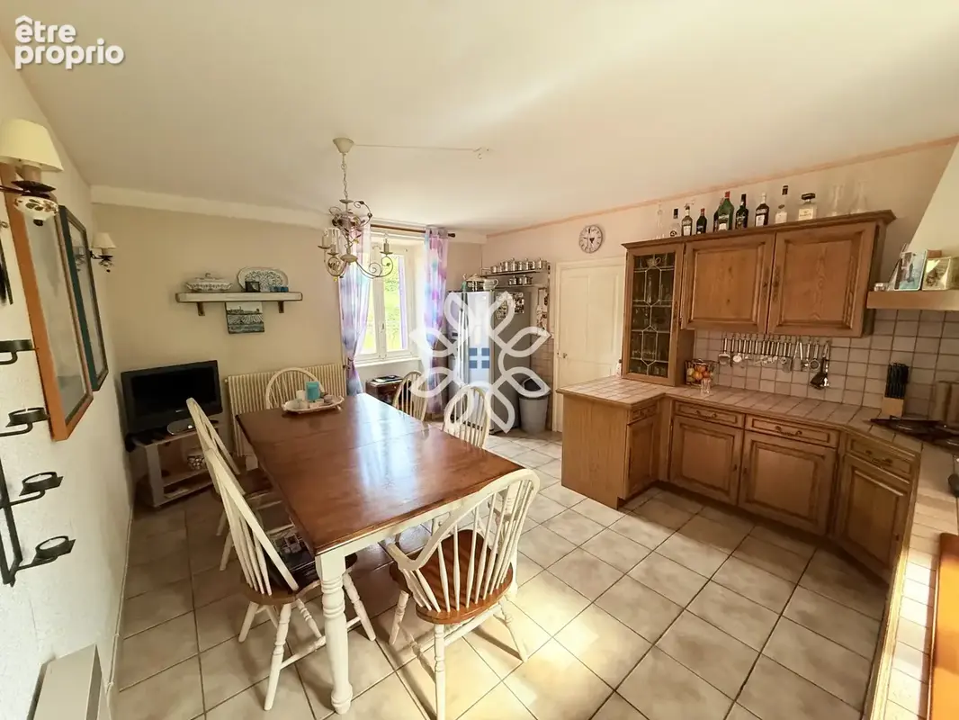 Maison familiale, piscine et dépendance - photo 2