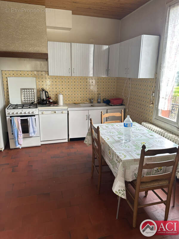 Maison à SAINTE-GENEVIEVE