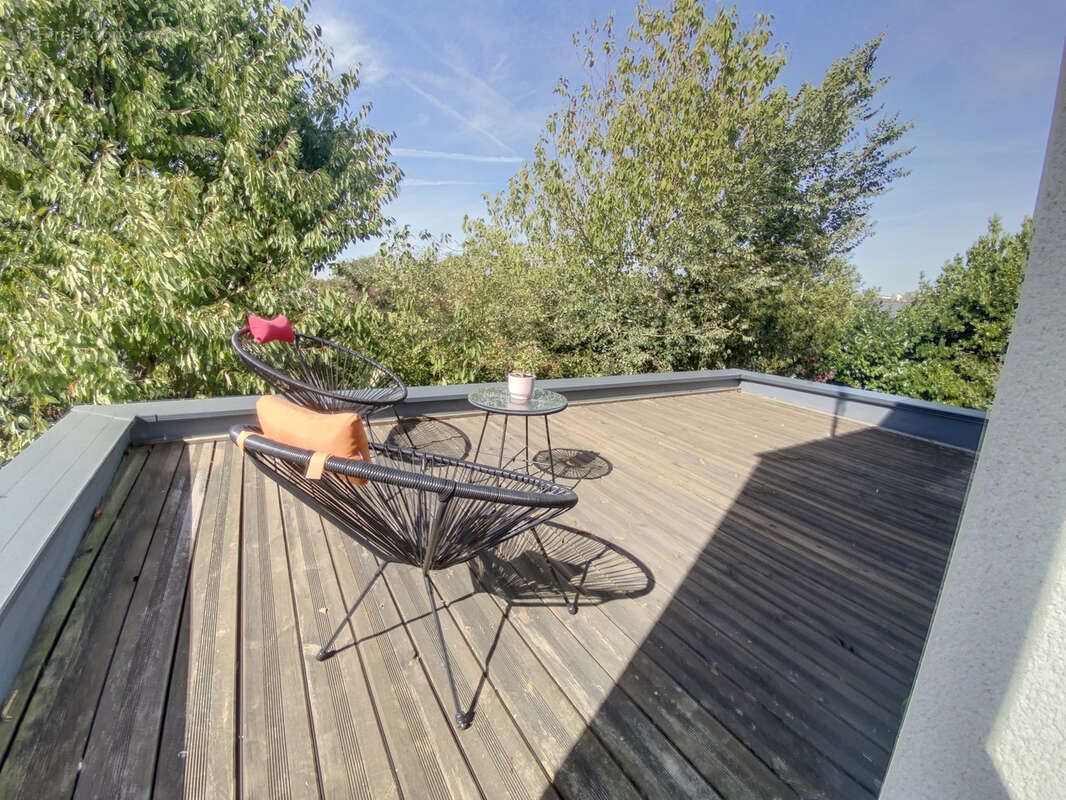 Maison à SAINT-LEGER-DES-BOIS