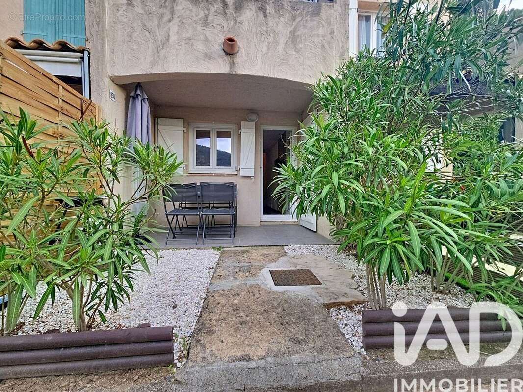 Photo 4 - Maison à ROQUEBRUNE-SUR-ARGENS