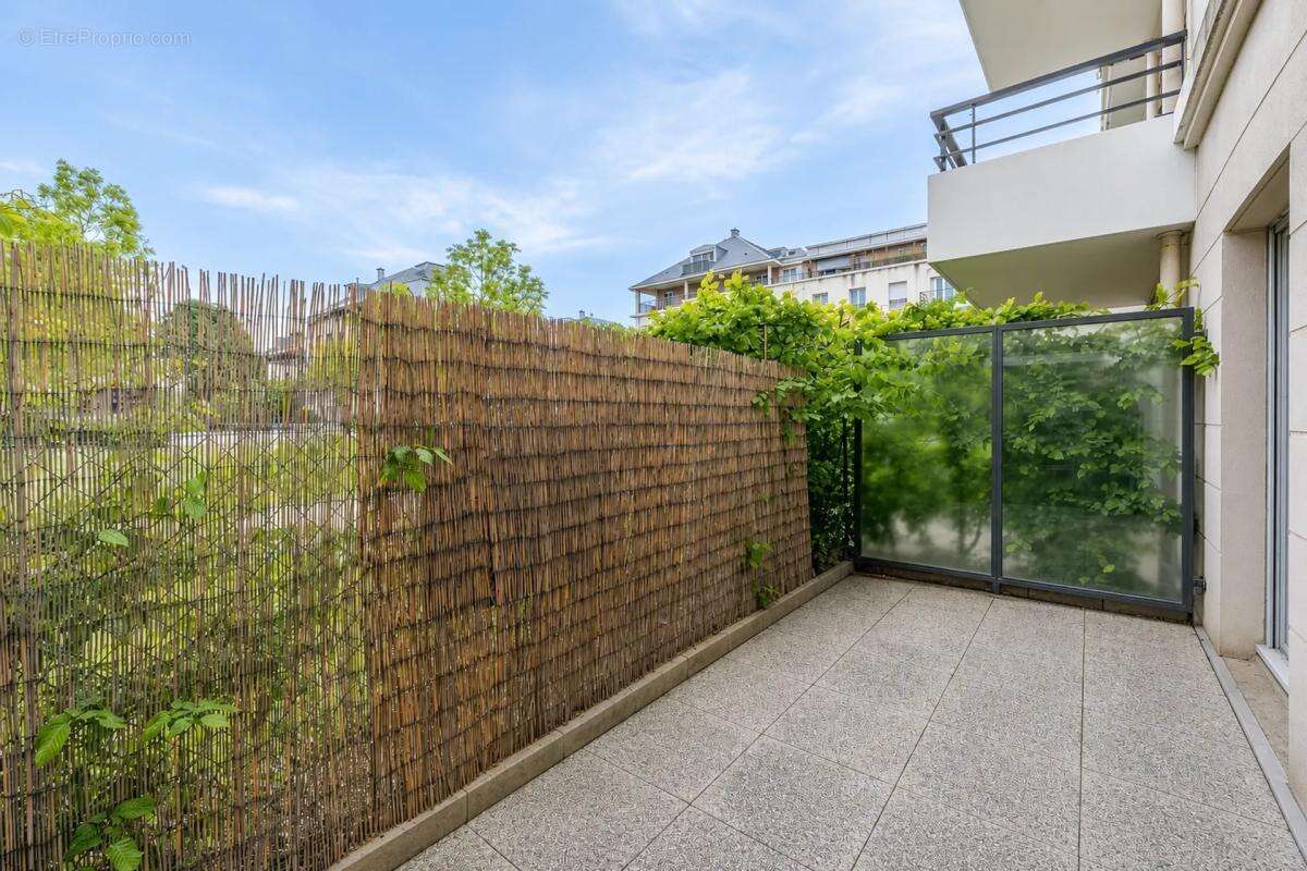 Studio lumineux avec terrasse à Carrières-sous-Poissy - photo 4