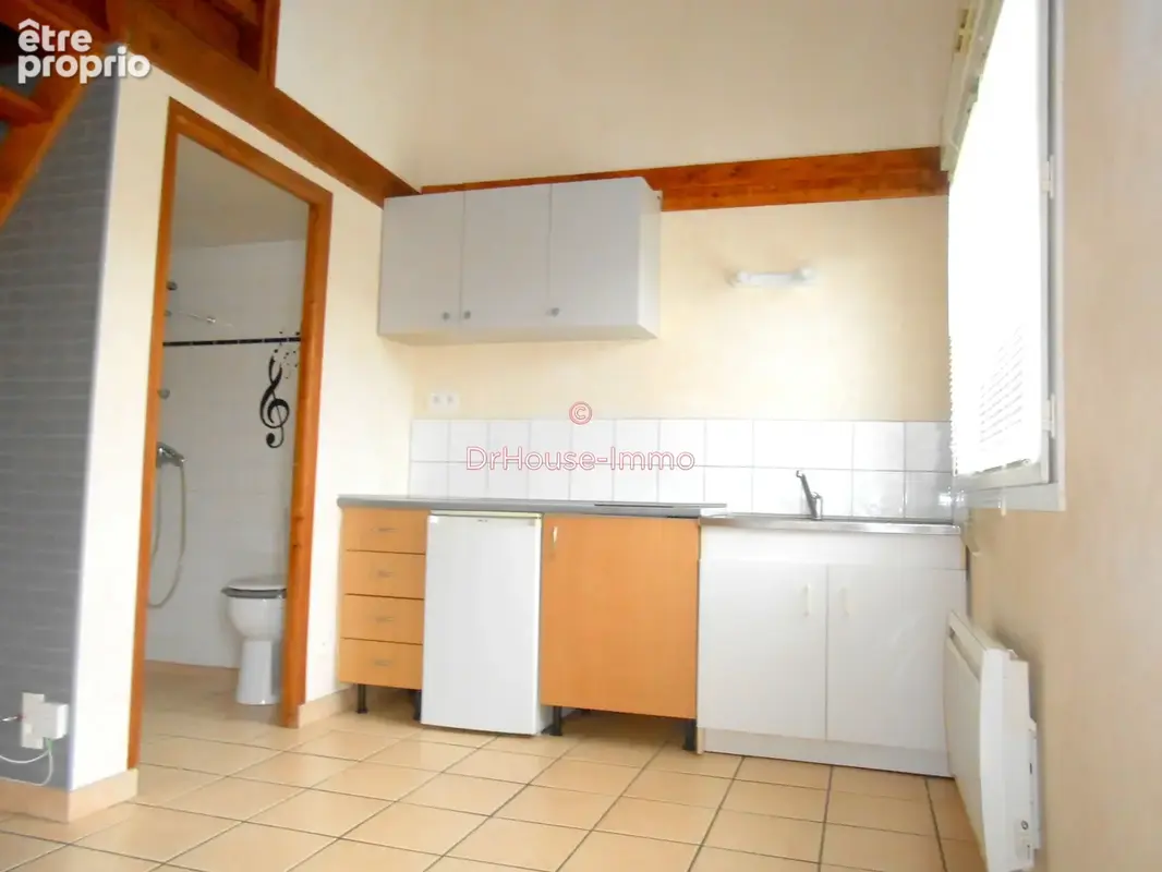 Appartement 23 m² à Valence  - photo 2