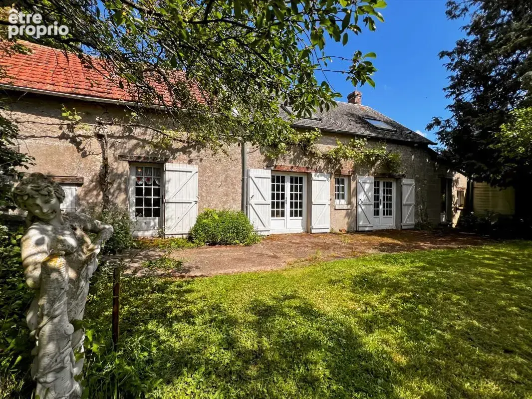  Authentique propriété de caractère sur près de 7 900 m² : Un potentiel de rénovation exceptionnel !  - photo 1