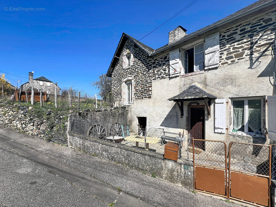 Maison à SAINTE-FEREOLE