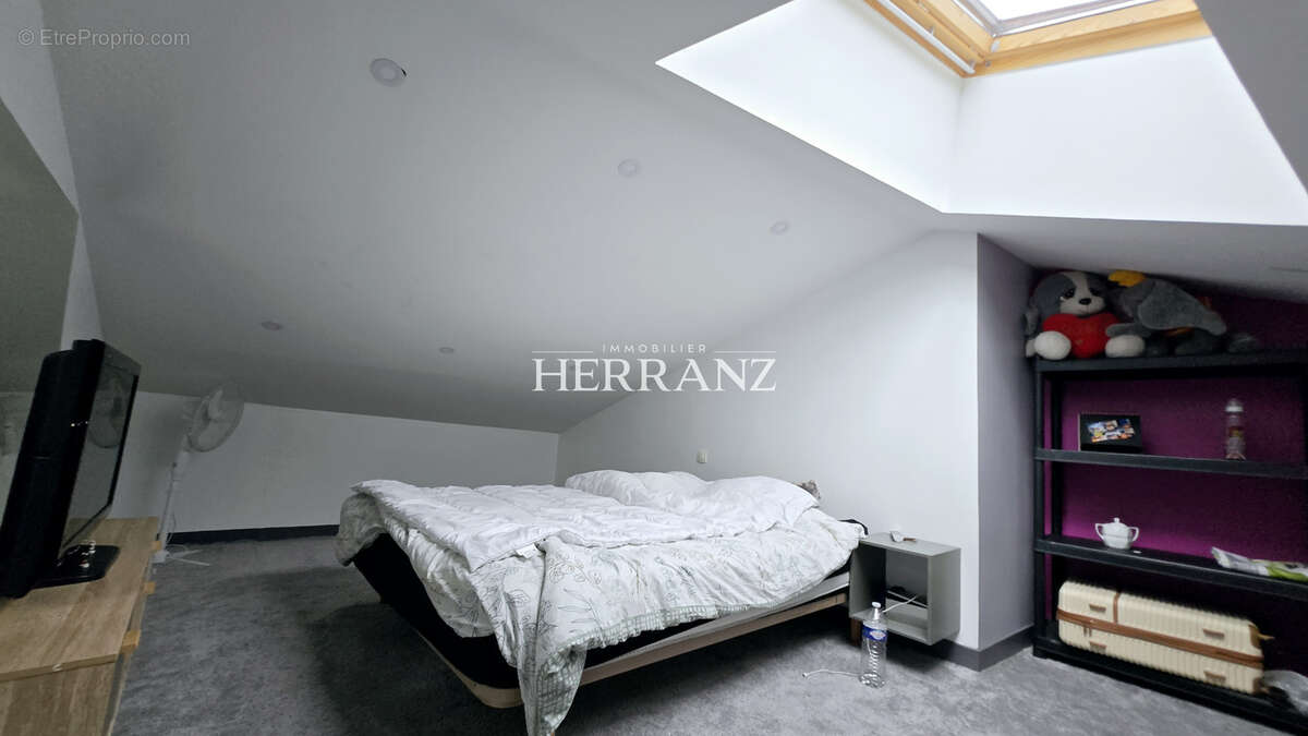 Appartement à MONTGUYON