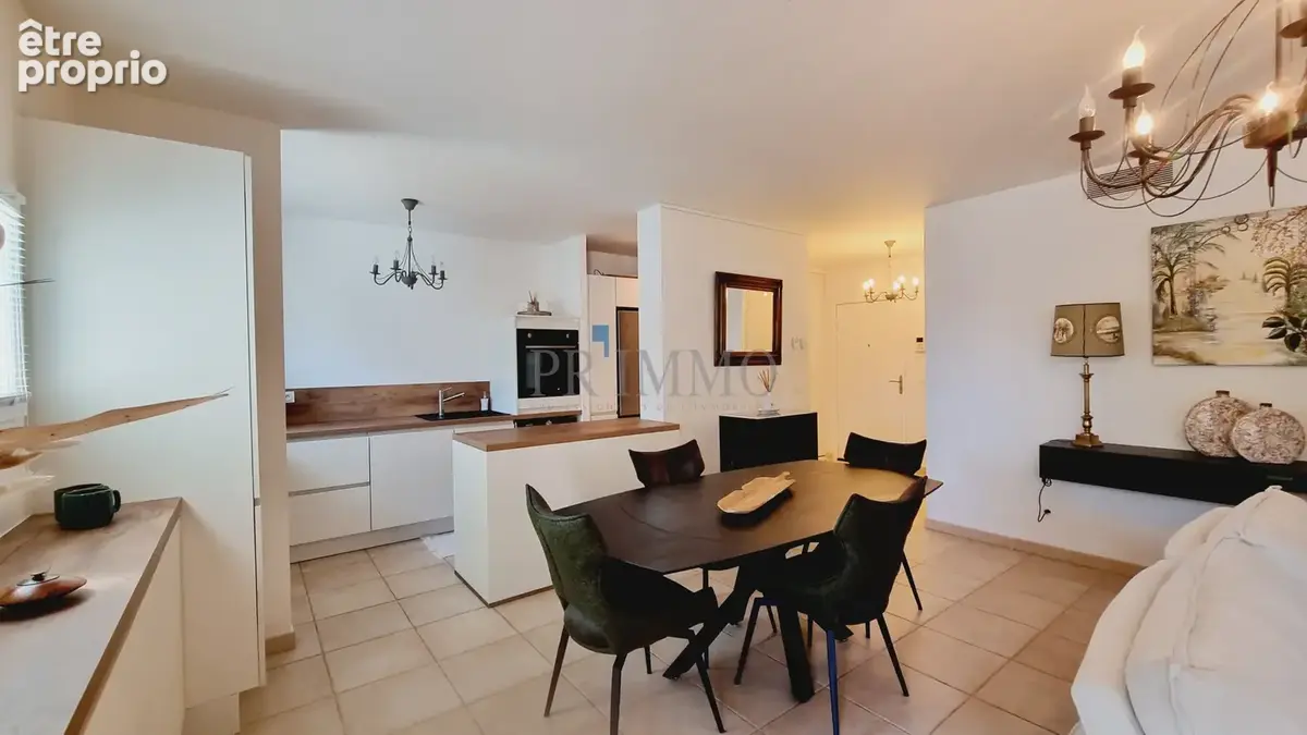 Boulouris centre magnifique 3 pieces entierement renove avec garage - photo 5