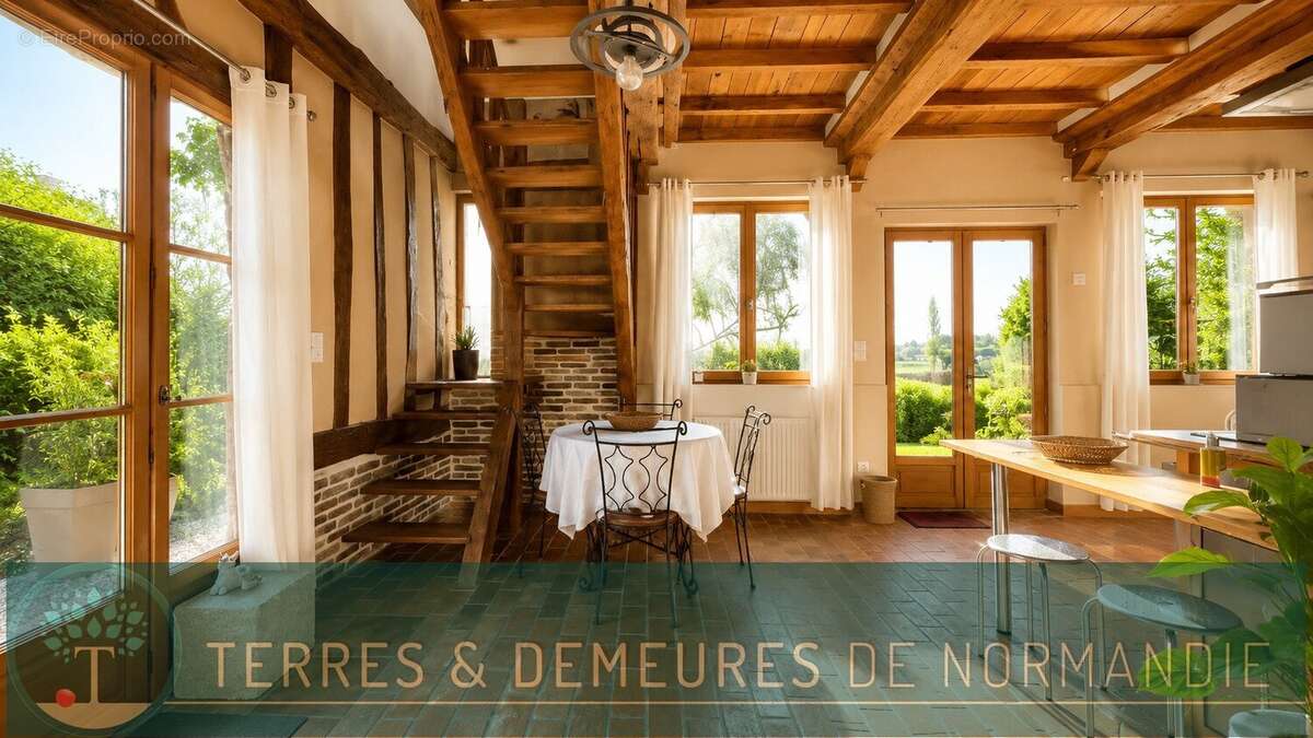 Maison à BURES-EN-BRAY